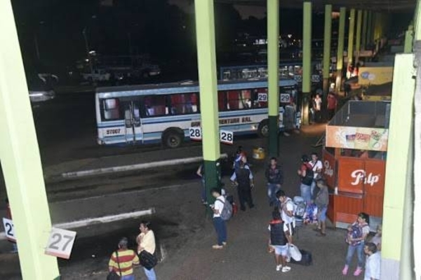 HOY / Cierran la Terminal de Ómnibus de Asunción para evitar éxodo masivo al interior
