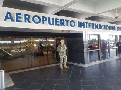 Último vuelo que trae a paraguayos  llegará mañana, según presidente de la Dinac - Contacto Ciudadano - ABC Color