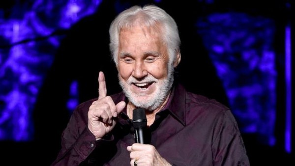 Muere Kenny Rogers, estrella de la música country - Campo 9 Noticias