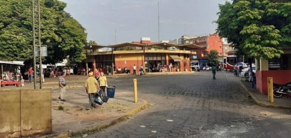 Prohíben entrada y salida sin justificación en Villarrica