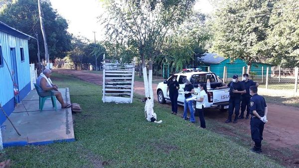Intervienen barrio cerrado ante llegada de extranjeros