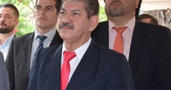 En medio de fuertes presiones finalmente Quiñonez cierra la Municipalidad