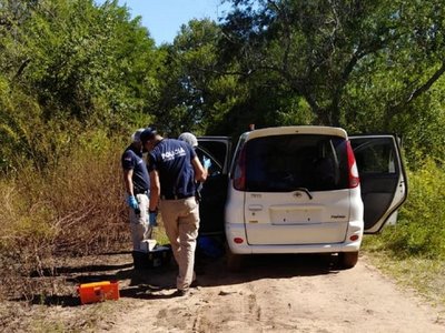 Ypané: Hallan cadáver en el interior de un vehículo