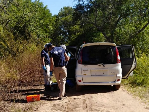 Ypané: Hallan cadáver en el interior de un vehículo