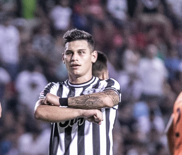 Mathías Espinoza quiere seguir creciendo en Libertad