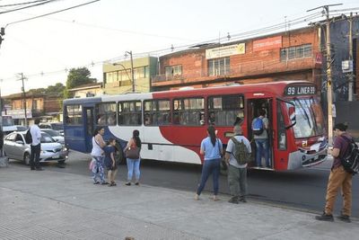 Dinatrán dispone nuevo recorrido de buses ante el cierre de la Terminal de Asunción - Nacionales - ABC Color