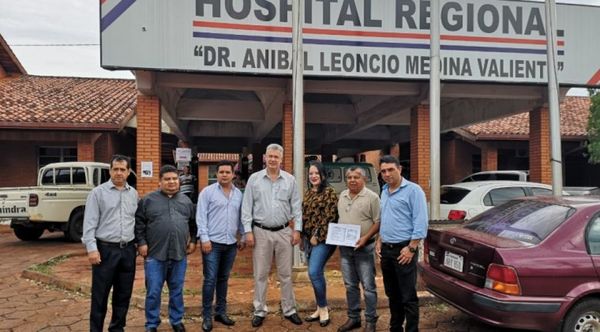 Intendente de Pedro Juan Caballero dona fuerte suma de dinero a salud pública y familias carenciadas