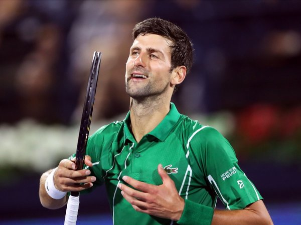 Novak Djokovic: "Ayuden a los médicos"
