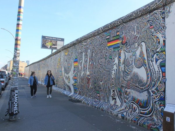 Reminiscencias de la Guerra Fría, en una Alemania que transita hacia la cuarentena total