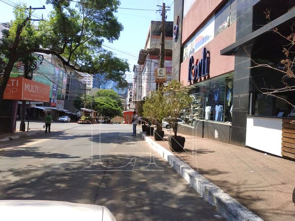 Cuestionan a gobernador de Alto Paraná por intención de “cerrar” accesos