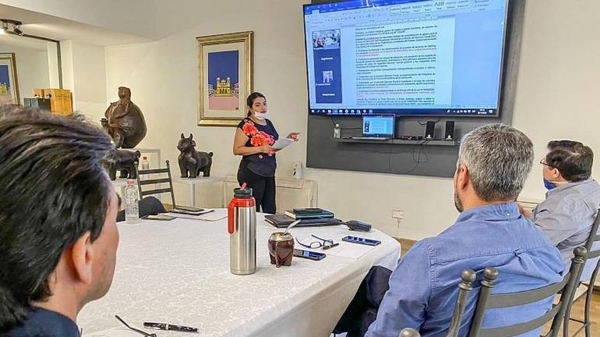 HOY / Autoridades trabajan para finiquitar proyecto de contingencia financiera por coronavirus
