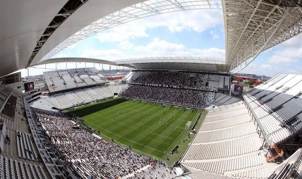 El fútbol brasileño cede sus instalaciones - Fútbol - ABC Color