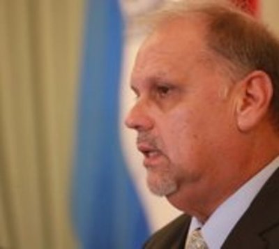 Joaquín Roa daría un paso al costado si kits se politizan - Paraguay.com