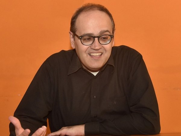 Desafío de políticos luego de crisis será ajustar impuestos, sostienen