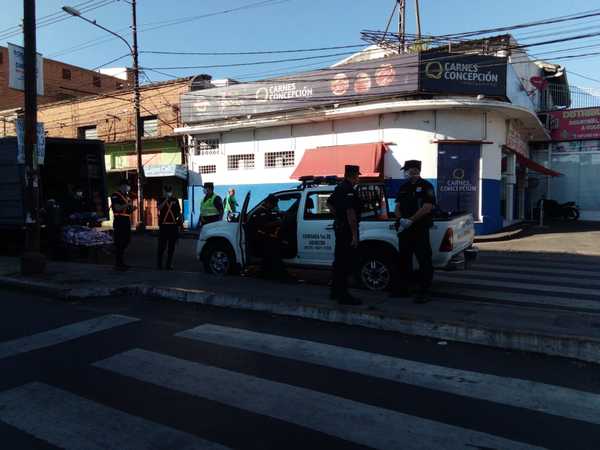 Coronavirus: Bloquean las calles aledañas al Mercado 4 hasta las 18:00 horas » Ñanduti
