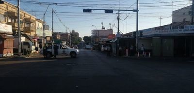 Casi nulo movimiento en zona del Mercado 4 tras cierre de calles