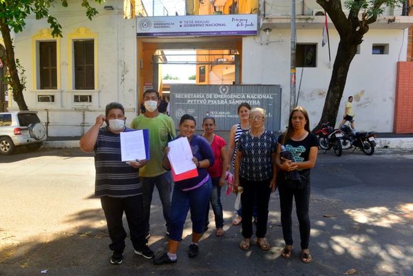 Denuncian que municipios están cerrados y no se pueden gestionar los kits de alimentos - Nacionales - ABC Color