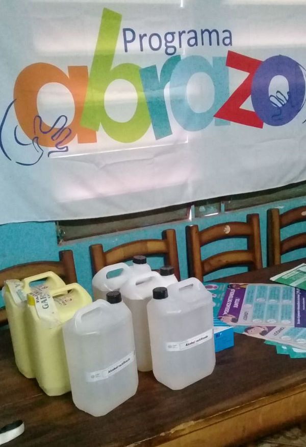 MINNA entrega kits de higiene y limpieza a centros de programas sociales
