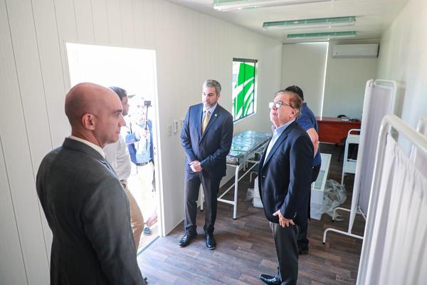 Hospitales de Central reciben containers acondicionados como consultorios móviles | .::Agencia IP::.
