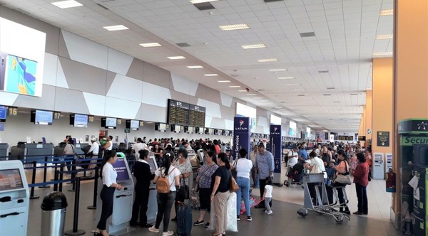 Paraguayos salieron a vacacionar en plena crisis y ahora piden auxilio para volver