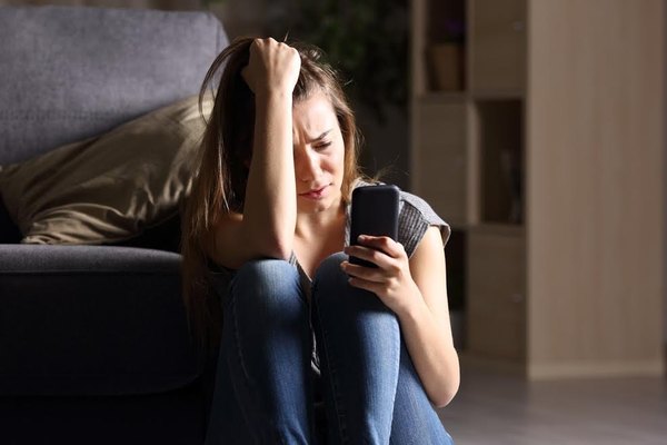 “Me envió unos mensajes por el celu dándole un corte al amor” | Crónica