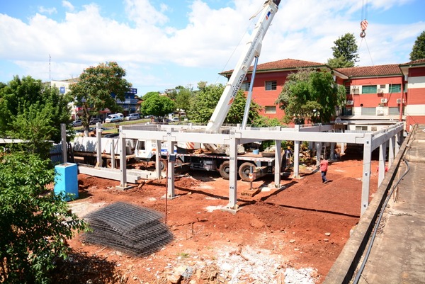 Montaje del pabellón sanitario avanza con rapidez en CDE
