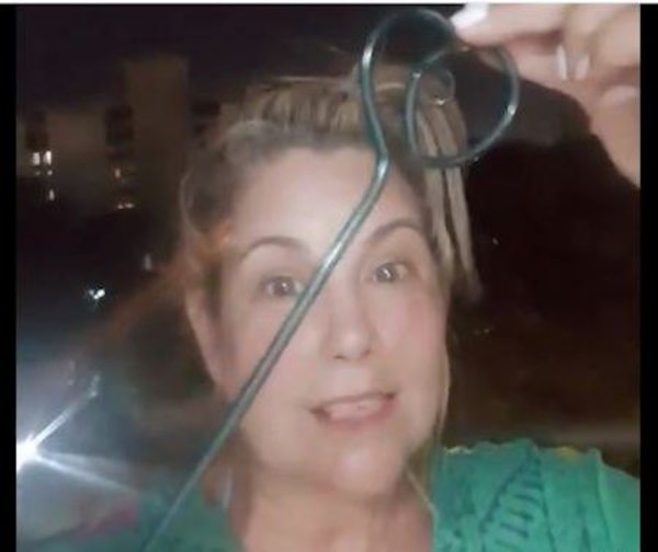 Bibi pidió auxilio, espléndida con una caipiriña en la mano | Crónica