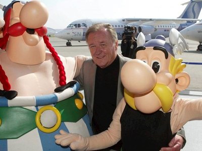 Muere Albert Uderzo, legendario dibujante de Astérix