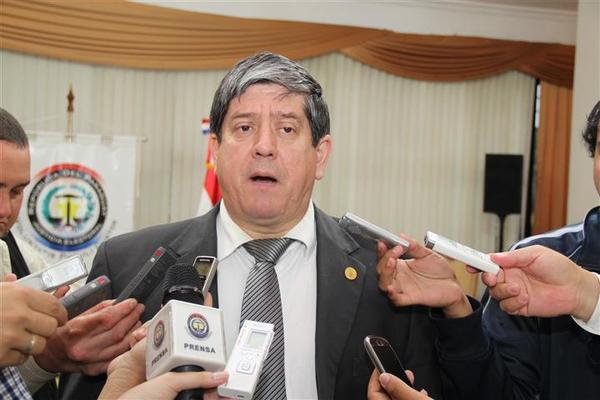 Elecciones deberán postergarse 'inexorablemente', según director del TSJE