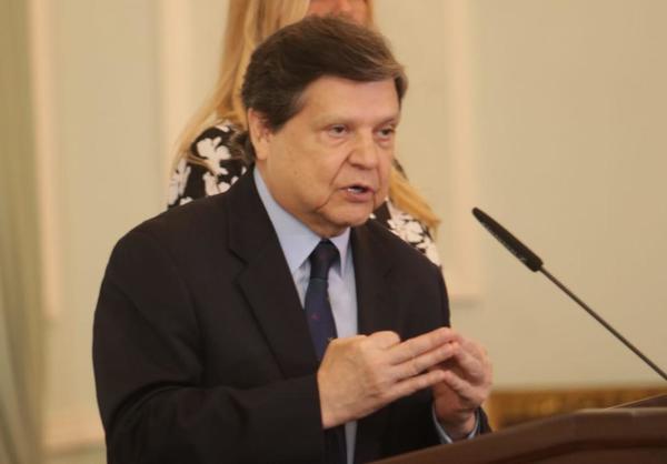 Acevedo: Paraguay decide cierre total de fronteras hasta el domingo - ADN Paraguayo