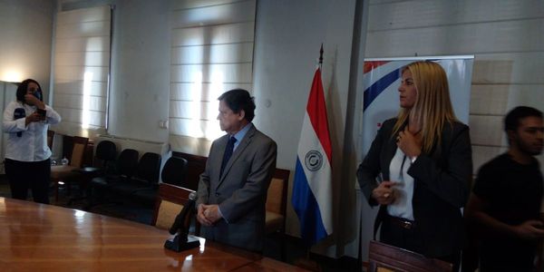 Cierre total de fronteras y aeropuertos hasta este domingo
