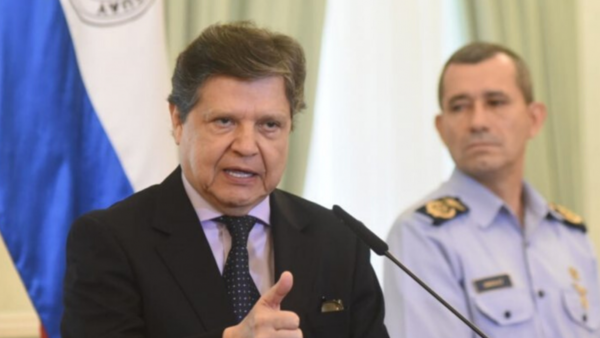 “Paraguayos que lleguen al país harán cuarentena en establecimientos militares”
