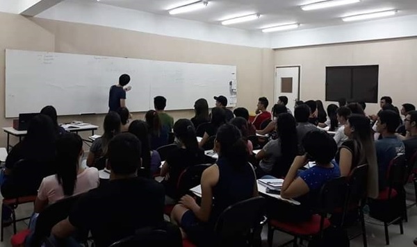 Estudiantes piden que Universidades dejen de cobrar durante la cuarentena - Paraguay Informa