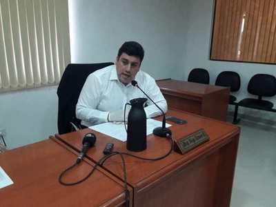 Concejal propone reducir gastos en la Junta y reasignar G. 120 millones a Hospital •