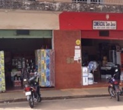 Coronavirus:Comercios cierran sus puertas en Villarica - Paraguay.com
