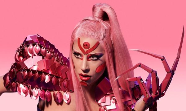 Lady Gaga pospone el lanzamiento de su nuevo álbum “Chromatica”