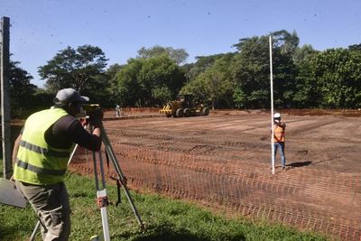 Inician obras de hospitales modulares que deberían ser culminados para el 21 de abril - Nacionales - ABC Color