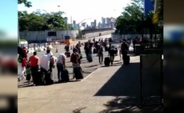 Paraguayos que venían de Sao Paulo quedarán en un hotel de Foz