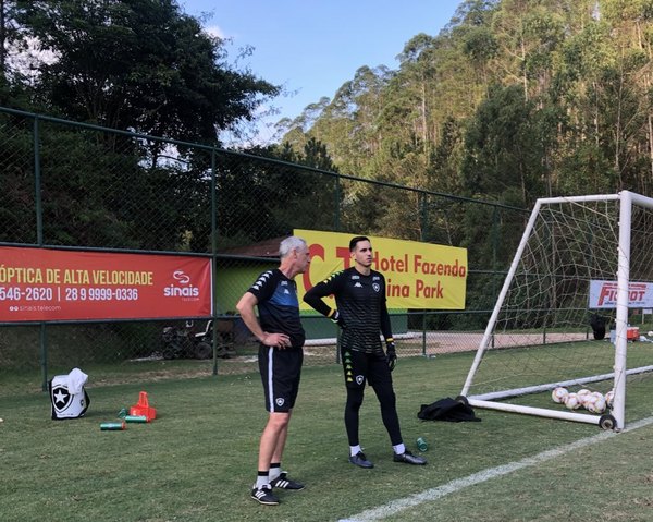 'Gatito' Fernández indica que Botafogo quiere 'reducir salarios'