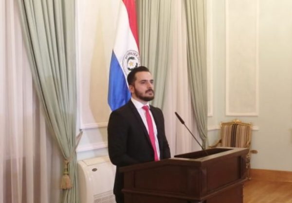 Abdo Benítez ordena repatriar a compatriotas