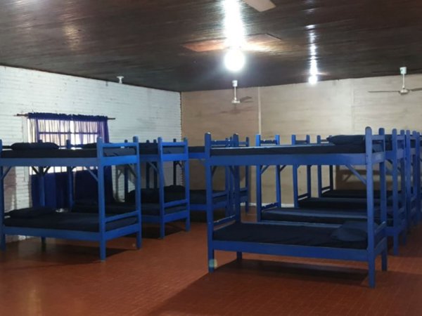 Disponen cierre total de fronteras y habilitan cuarteles para aislamiento