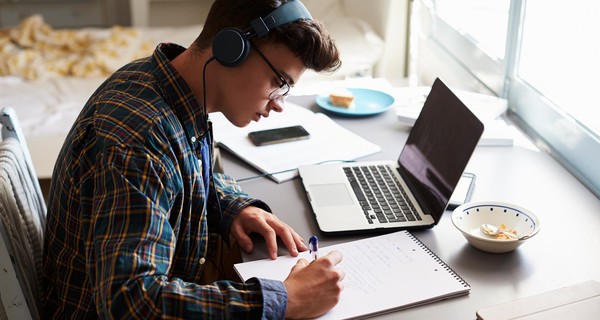 Solo 10 de las 55 universidades del país están preparadas para dar clases virtuales