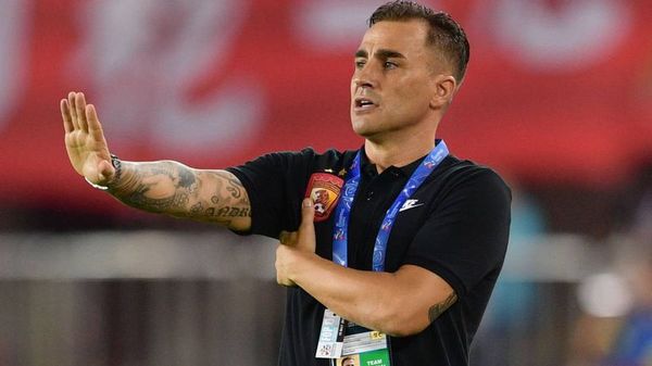 Cannavaro dona 30.000 mascarillas a un hospital napolitano - Fútbol - ABC Color