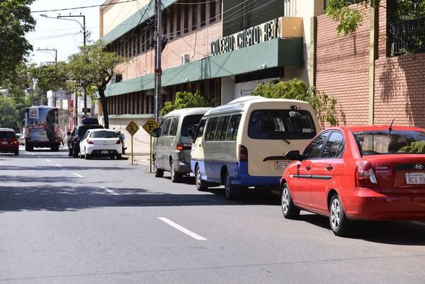 Colegios privados rechazan propuesta para exonerar 50% de las cuotas - Nacionales - ABC Color