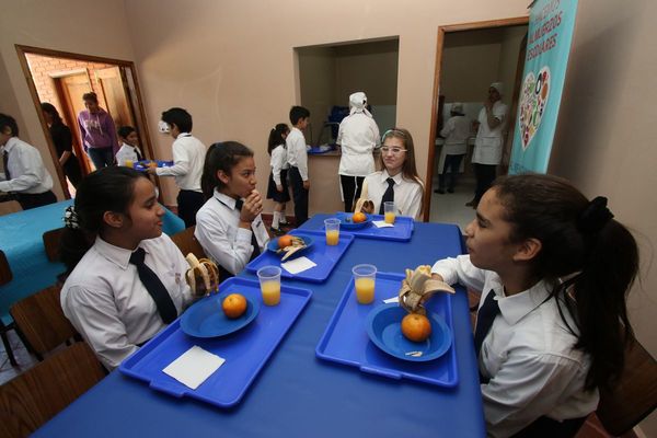 Gobernación de Ñeembucú pide reanudar el almuerzo escolar