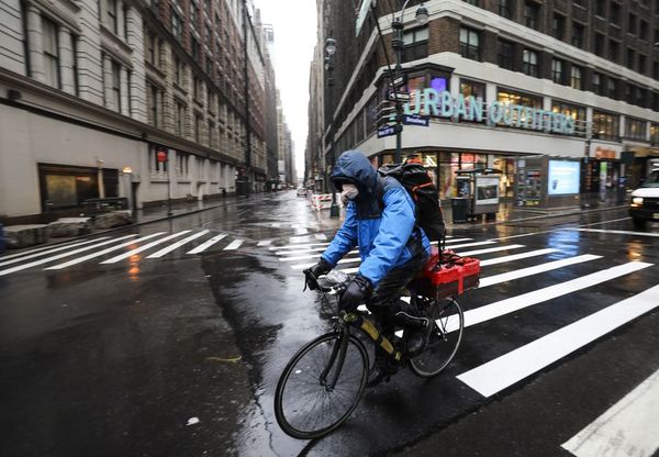 Nueva York supera los 30.000 casos de Covid-19 y alerta del agujero económico