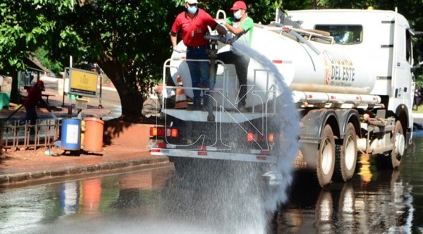 Ciudad del Este intensifica trabajos de desinfección en todas sus áreas