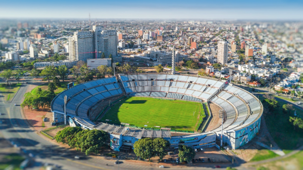 HOY / Centenario de Montevideo pasa a funcionar como albergue