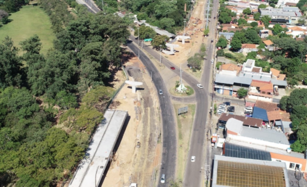 HOY / Culminan una parte del primer puente que enlaza con el Corredor Botánico