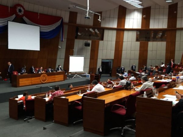 Congreso sanciona en tiempo récord la ley de emergencia del Ejecutivo